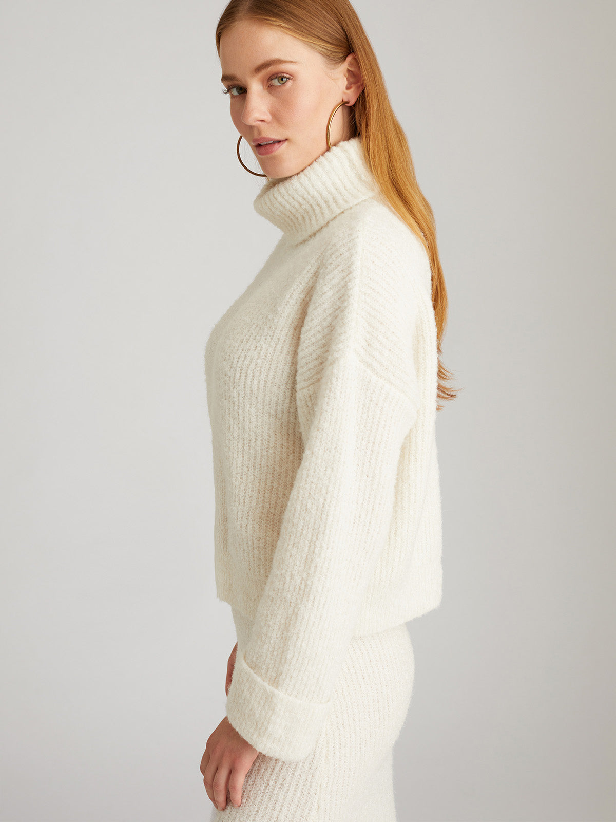 Vida: Boucle Turtleneck Pullover