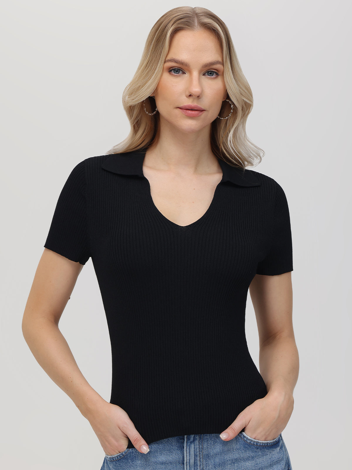 Penelope: V-Neck Polo Pullover